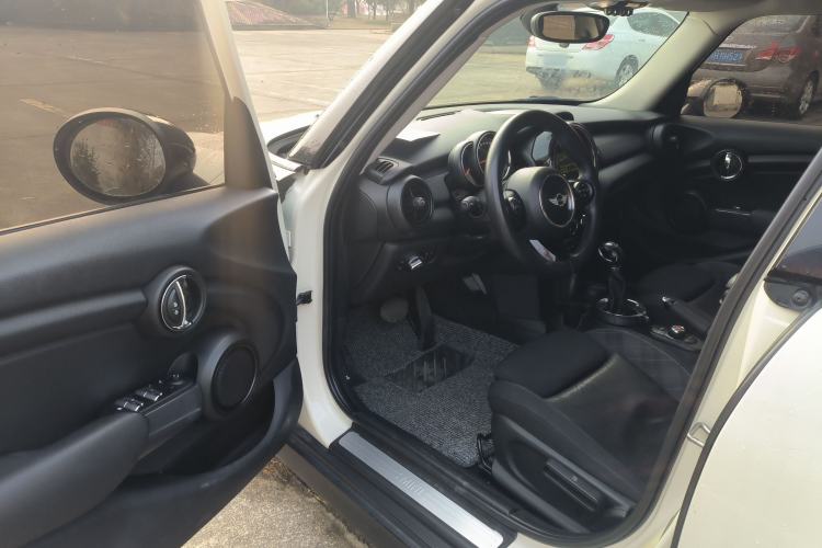 Used MINI MINI 2015 1.5T COOPER Fun Five-Door Edition