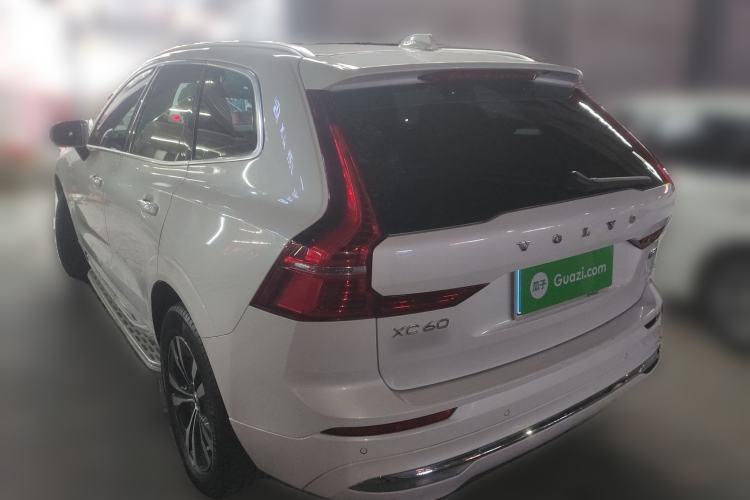 Used Volvo XC60 2023 B5 4x4 Smart Luxury Edition
