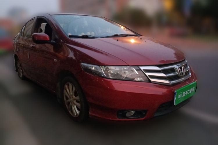 Used Honda City Classic 2012 1.5L manual Elite Edition Front Right 45 Deg