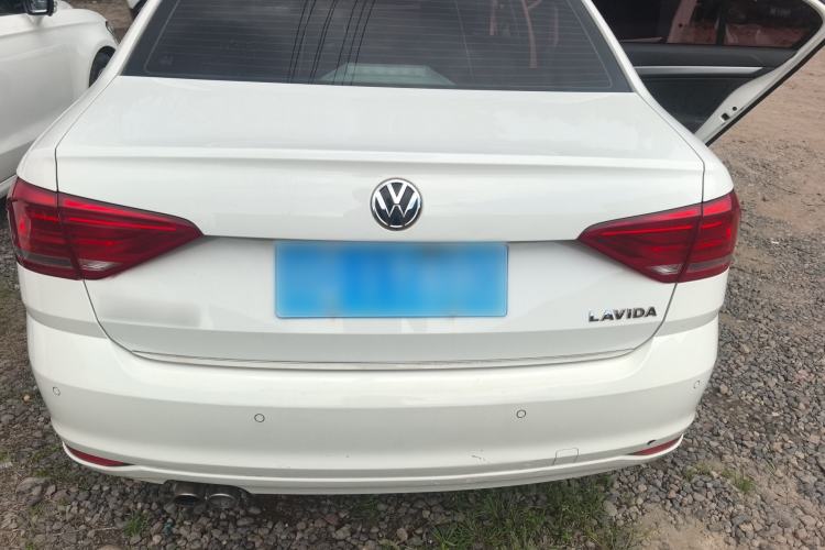 Used Volkswagen Lavida 2017 1.6L Automatic Fashion Edition
