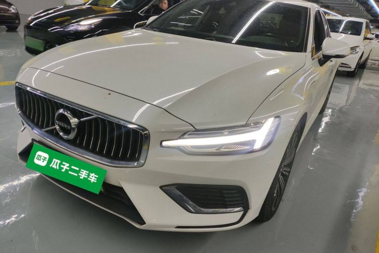 Used Volvo S60 New Energy 2022 T8 eDrive Hybrid All-Wheel Drive Smart Luxury Edition