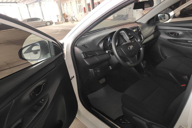 Used Toyota YARiS L Zhi Xuan 2016 Revised 1.5E CVT Charming Edition