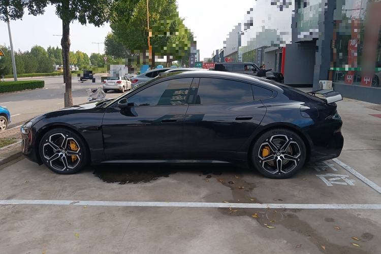 Used Xiaomi Auto SU7 2024 Four-Wheel-Drive Max Founder's Edition