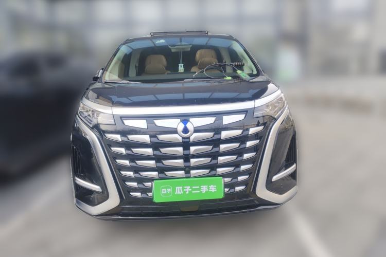 Used Denza D9 2024 DM-i 980 Four-Wheel Drive Flagship Model
