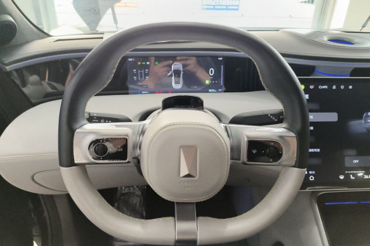 Used Avatr 11 2023 Harmony 116° Four-Wheel Drive Version
