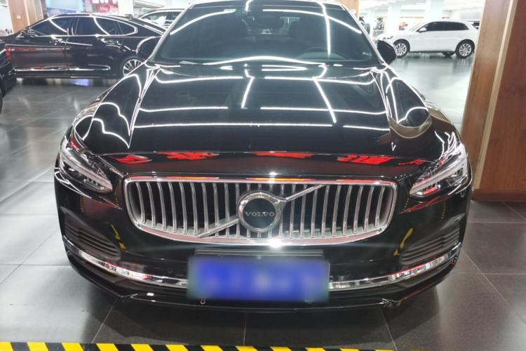 Used Volvo S90 New Energy 2024 Plug-in Hybrid Four-Wheel Drive Long-Range Zhiyi Luxury Edition