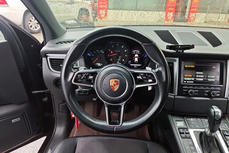 Used Porsche Macan 2014 Macan 2.0T
