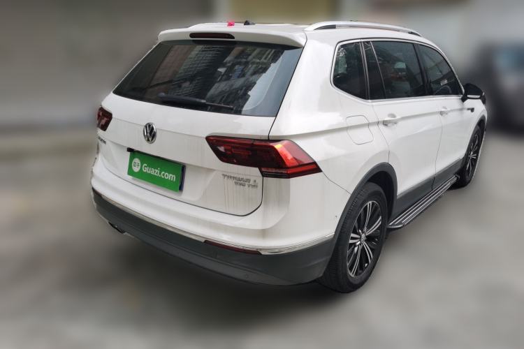 Used Volkswagen Tiguan L 2018 330TSI Automatic Two-Wheel Drive Flagship Edition Rear Right 45 Deg