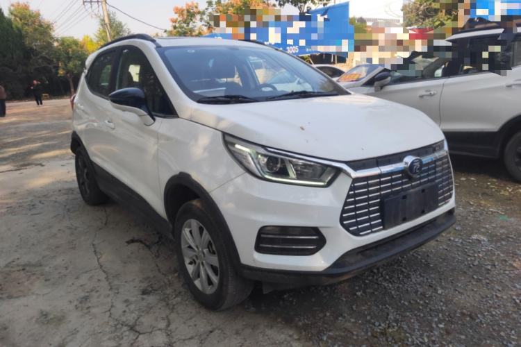 Used BYD Yuan New Energy 2019 EV360 Smart Connect Elite Model Front Right 45 Deg