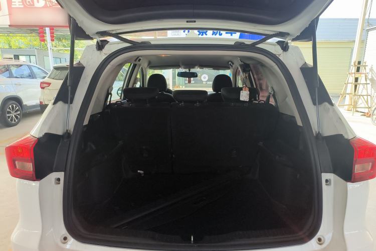 Used Haval M6 2018 1.5T Manual Two-Wheel Drive Urban Model Trunk