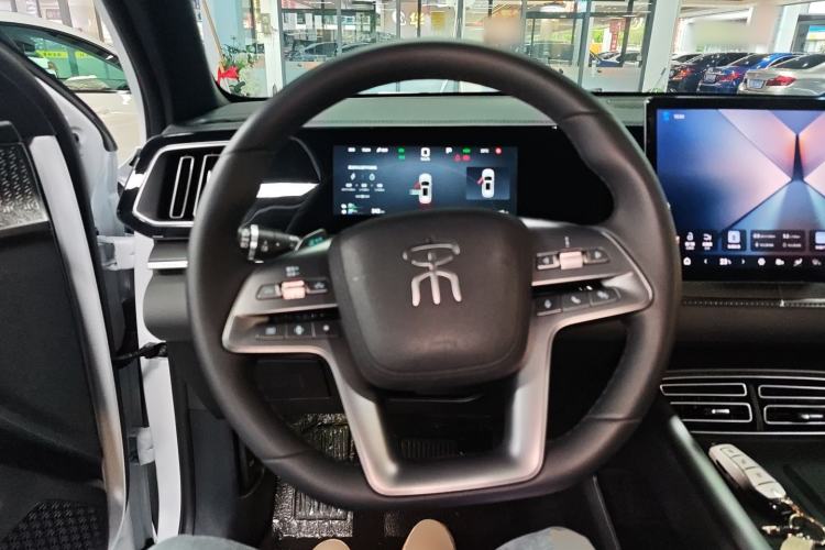 Used BYD Song Pro New Energy 2025 Second-Generation Intelligent Driving Version DM-i 115KM Superior Trim Steering Wheel