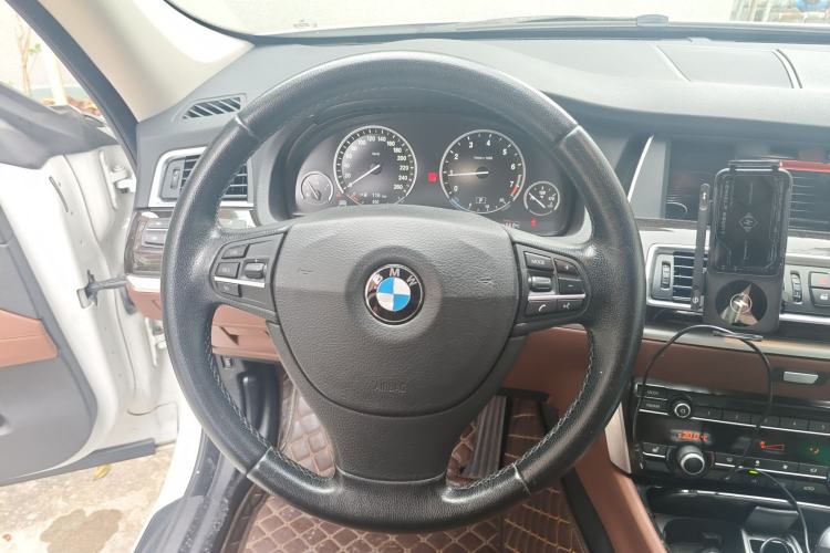 Used BMW 5 Series GT 2014 528i Leading Model