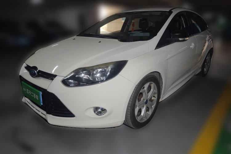 Used Ford Focus 2012 Hatchback 2.0L Automatic Luxury Sport Model