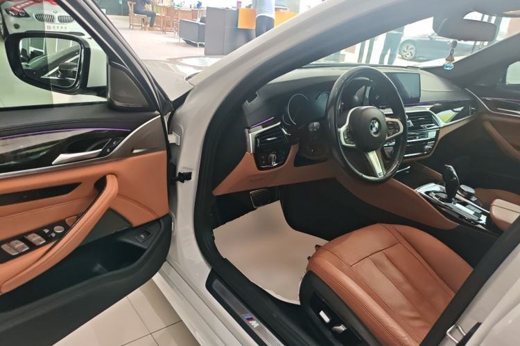 Used BMW 5 Series 2018 Restyled 530Li Luxury Edition M Sport Package
