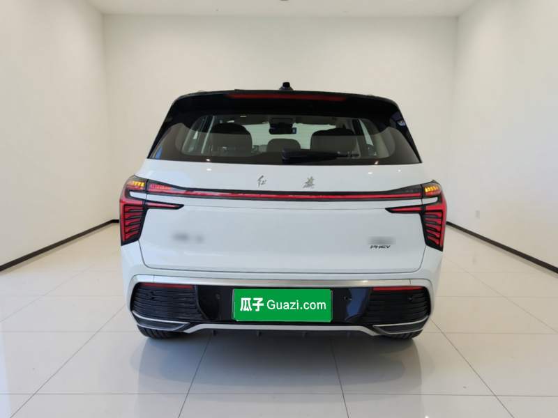 Used Hongqi HS3 PHEV 2025 Model 117km Jingwei Edition — 5