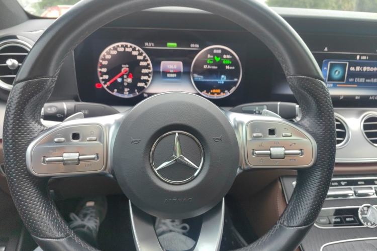 Used Mercedes-Benz E-Class 2019 E 260 Sport Edition Steering Wheel