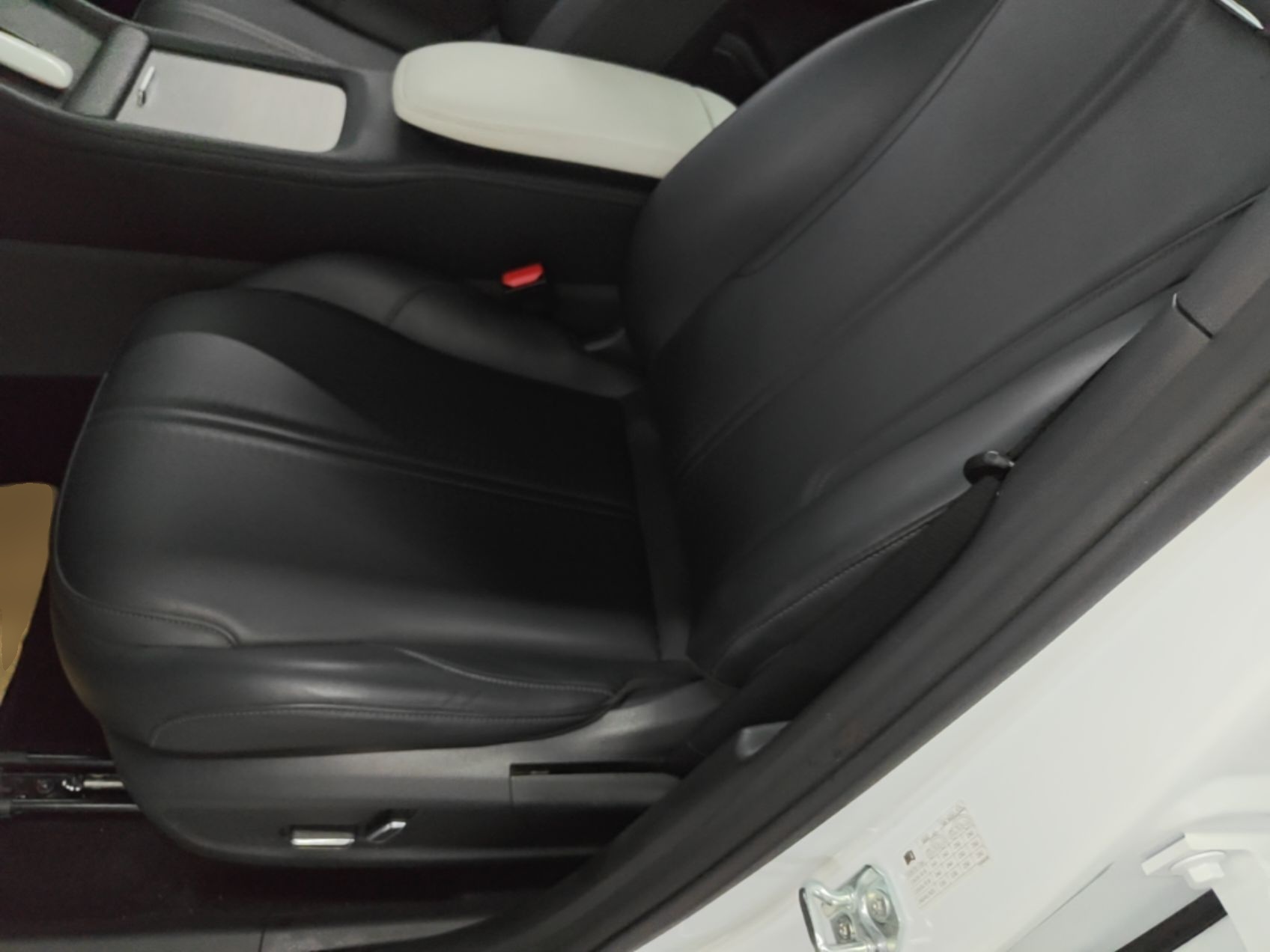 Geely Galaxy L7 2024 1.5T 55km PRO Dragon Edition — снимка 17