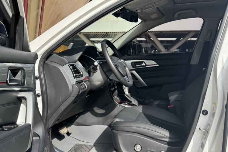 Used Haval H2 2017 Blue Label 1.5T Automatic Two-Wheel Drive Prestige Model Interior 6