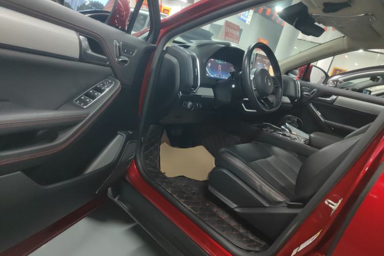 Used BYD Tang New Energy 2018 DM 2.0T All-Wheel Drive Smart Connect & Enjoyment Model 7 Seats China V Emission Standard Driver Seat