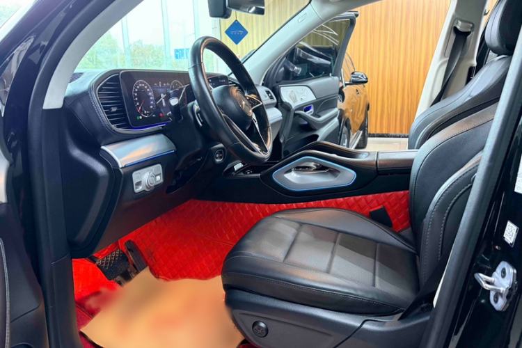 Used Mercedes-Benz GLE 2024 GLE 450 4MATIC AMG Line Interior 4