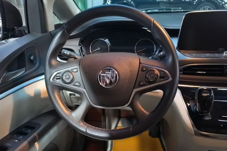 Used Buick GL8 2021 Land Cruiser Executive Class 652T Luxury Model
