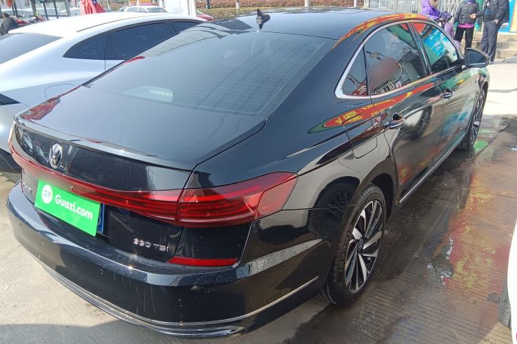 Used Volkswagen Passat 2022 330TSI Luxury Edition Custom Version