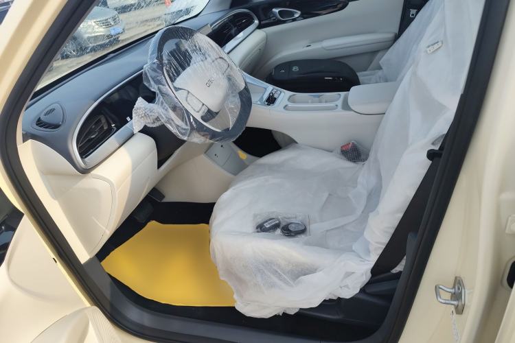 Used Geely Galaxy Geome 2026 Model 310km Youth Edition Left Front Seat