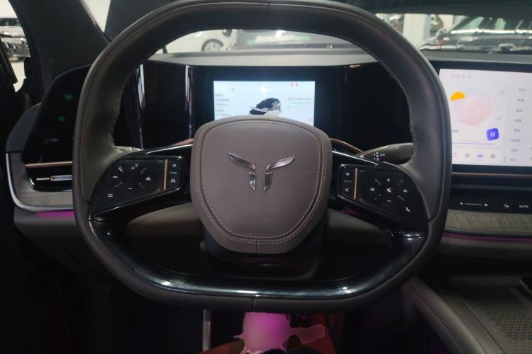 Used Hongqi Tiangong 08 2025 680 Ultra Four-Wheel-Drive Version