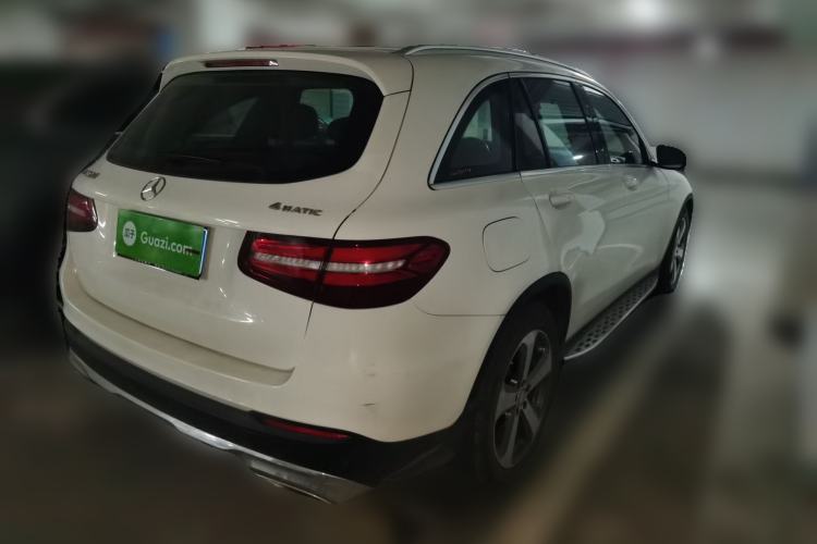 Used Mercedes-Benz GLC 2016 GLC 300 4MATIC Dynamic Model Exterior 5