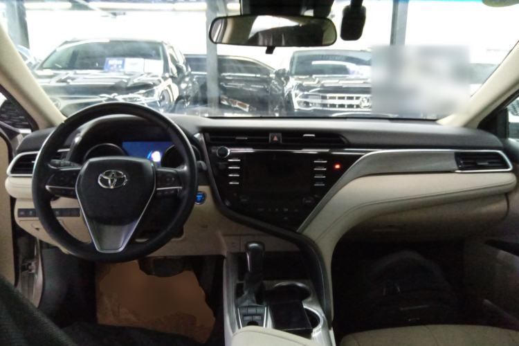 Used Toyota Camry 2018 Dual-Engine 2.5 HG Luxury Edition
