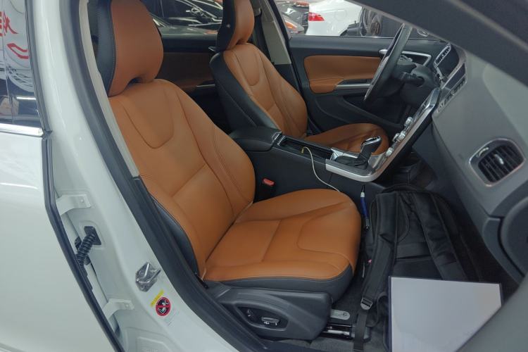 Used Volvo S60 2018 S60L T4 Zhiyuan Edition Right Front Seat