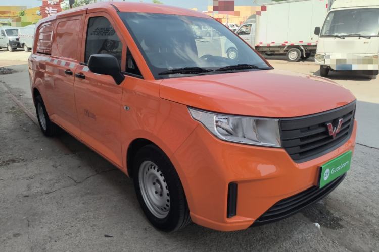 Used Wuling Zhengcheng 2021 1.5T Manual Comfort Version with Enclosed Windows