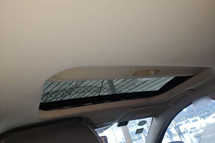 Used Ford Escort 2015 1.5L Automatic Fashion Model Headliner