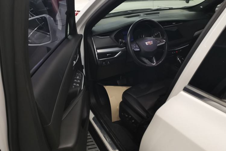 Used Cadillac XT4 2020 28T Two-Wheel-Drive Leading Version Driver Seat