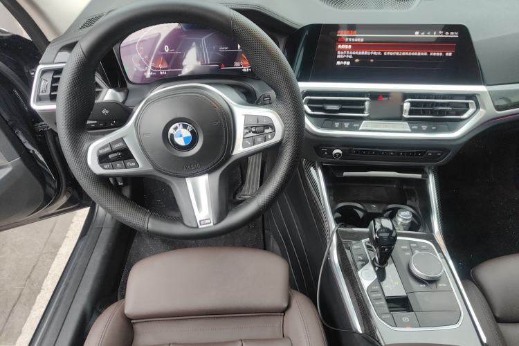 Used BMW 3 Series 2021 Second Facelift 325Li M Sport Package
