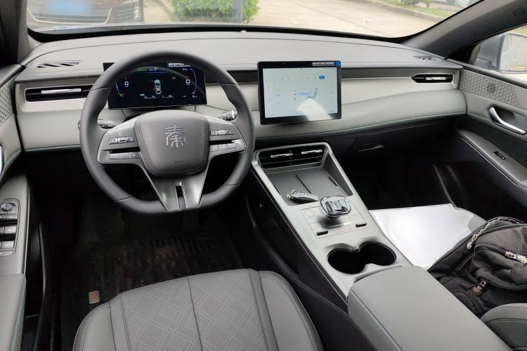 Used BYD Qin PLUS 2025 DM-i Smart Drive 55KM Leading Model
