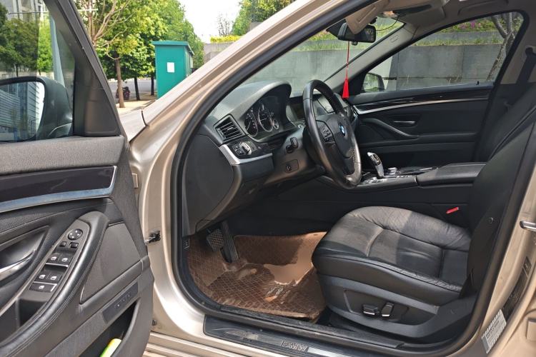 Used BMW 5 Series 2013 520Li Elegant Edition
