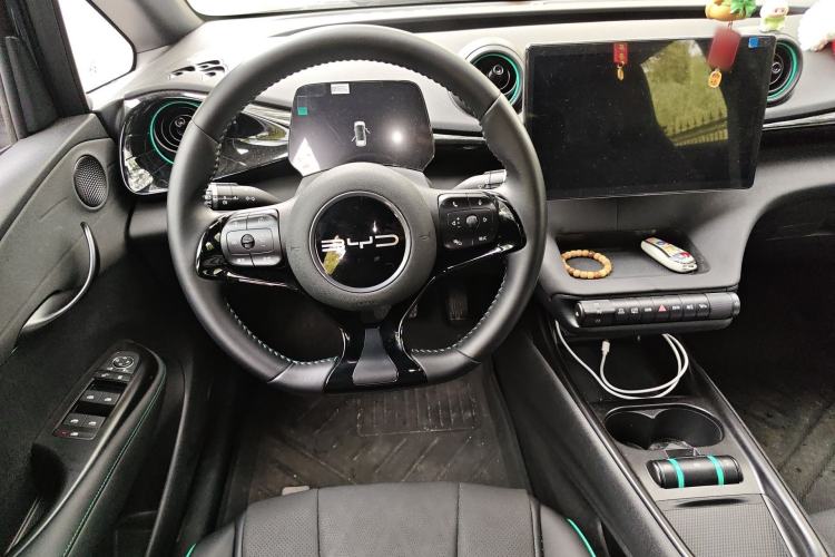 Used BYD Dolphin 2024 Honor Edition 420km Freedom Version Steering Wheel