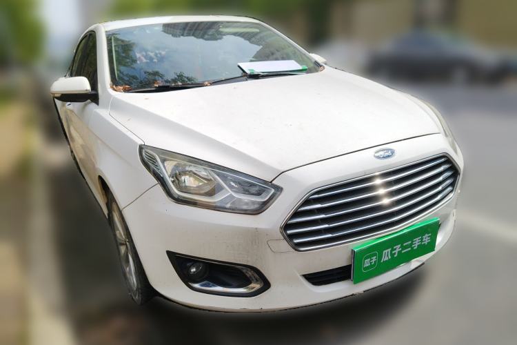 Used Ford Escort 2015 1.5L Automatic Fashion Model