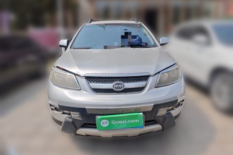 Used BYD S6 2011 2.0L Manual Luxury Edition
