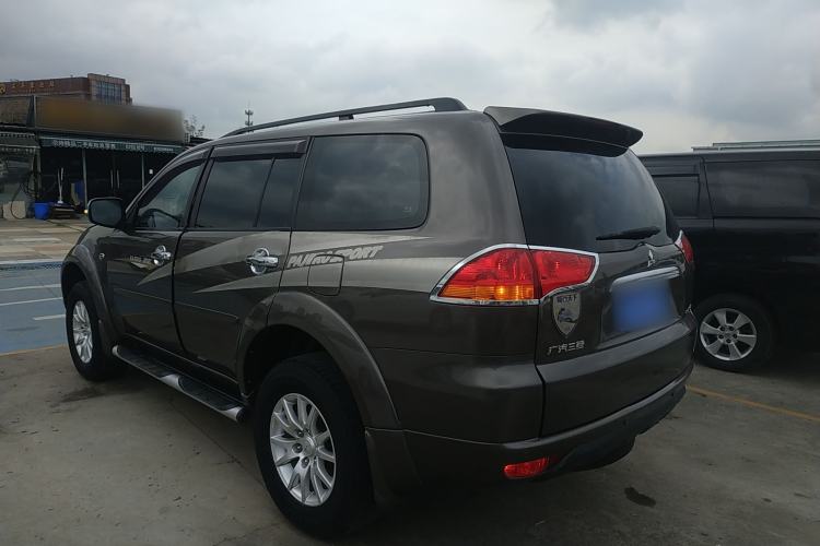Used Mitsubishi Pajero Sport 2013 3.0L Automatic 4x4 Executive Edition
