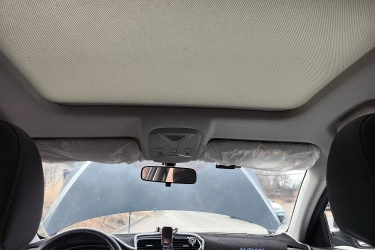 Used Haval H2 2018 Chuanxiang Edition Blue Badge 1.5T Dual-Clutch Two-Wheel Drive Fashionable Model
