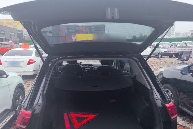 Used Volkswagen Tiguan L 2021 330TSI Automatic Two-Wheel Drive Smart Edition