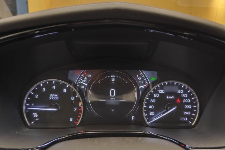 Used Cadillac XT5 2018 25T Luxury Model
