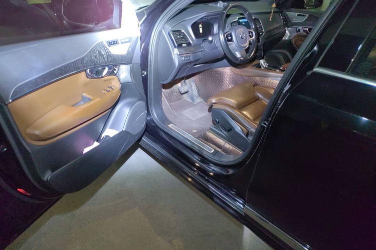 Used Volvo XC90 New Energy 2021 E-Drive Hybrid T8 Luxury Flagship 7-Seater