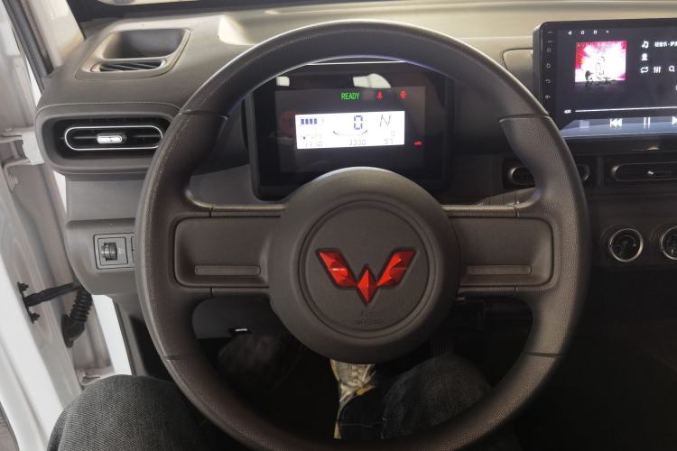 Used Wuling Zhiguang New Energy 2025 Comfort Model Steering Wheel