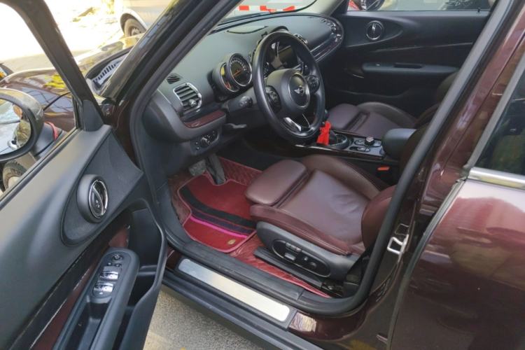 Used MINI Clubman 2016 Revised Version 1.5T COOPER Connoisseur Edition Driver Seat