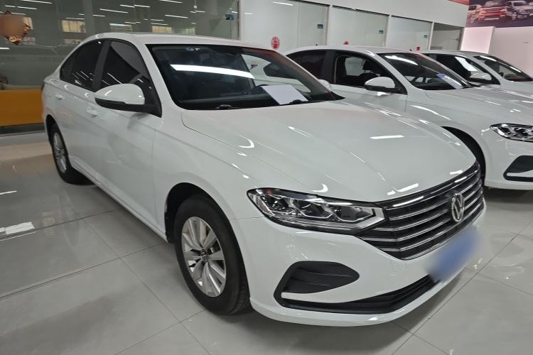 Used Volkswagen Lavida 2023 1.5L Automatic De Yi Edition Front Right 45 Deg