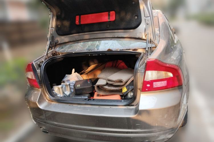 Used Volvo S80L 2010 2.5T ZhiZun Edition Trunk