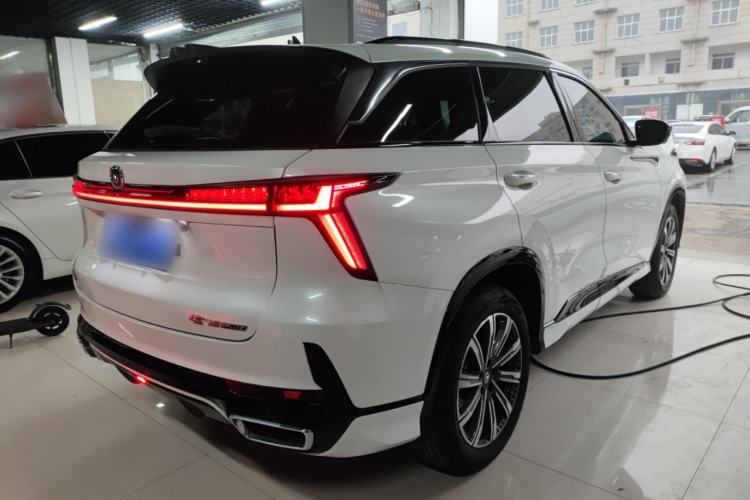 Used Changan CS75 PLUS 2024 3rd Generation Champion Edition 1.5T Intelligent Drive Dynamic Model
